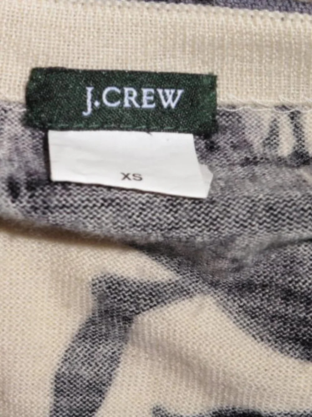 J CREW 100% merino wool CARDIGAN SWEATER XS